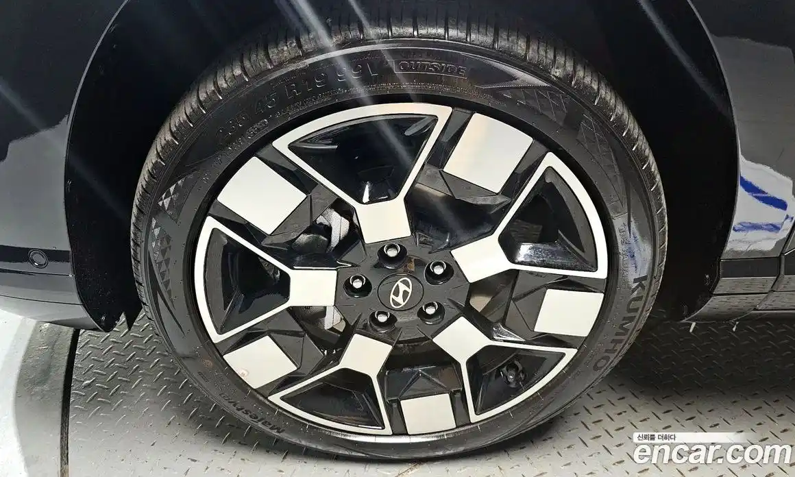 Hyundai Kona 2025 0.1 Автомат в Москве № 129994, фото 11