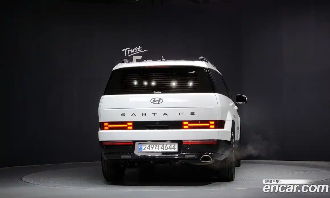 Hyundai Santa Fe 2024 2.5 Автомат в Москве № 130653, фото 9