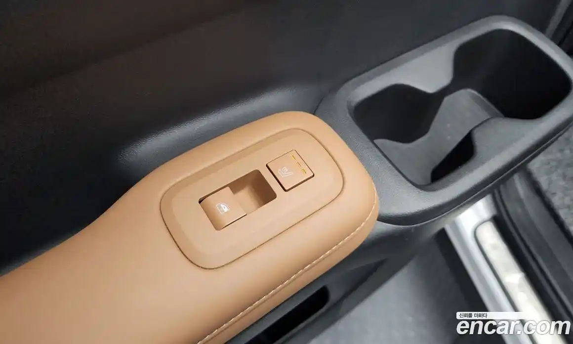 Hyundai Santa Fe 2024 1.6 Автомат в Москве № 131032, фото 10