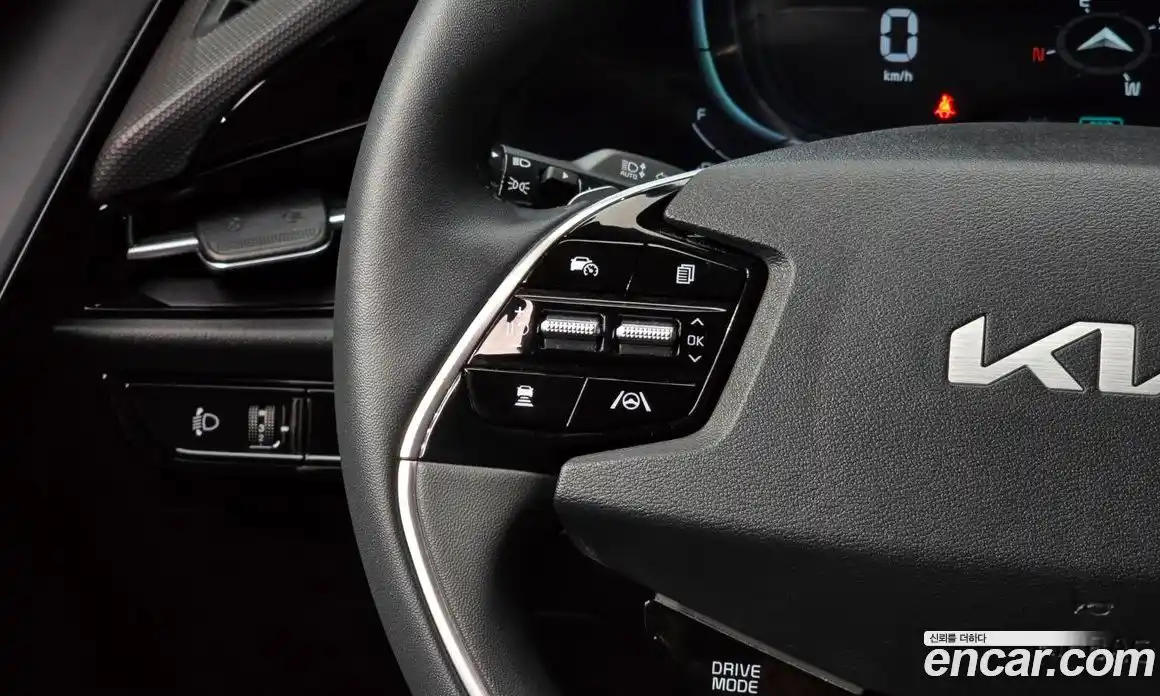 Kia Niro 2022 1.6 Автомат в Москве № 131874, фото 17