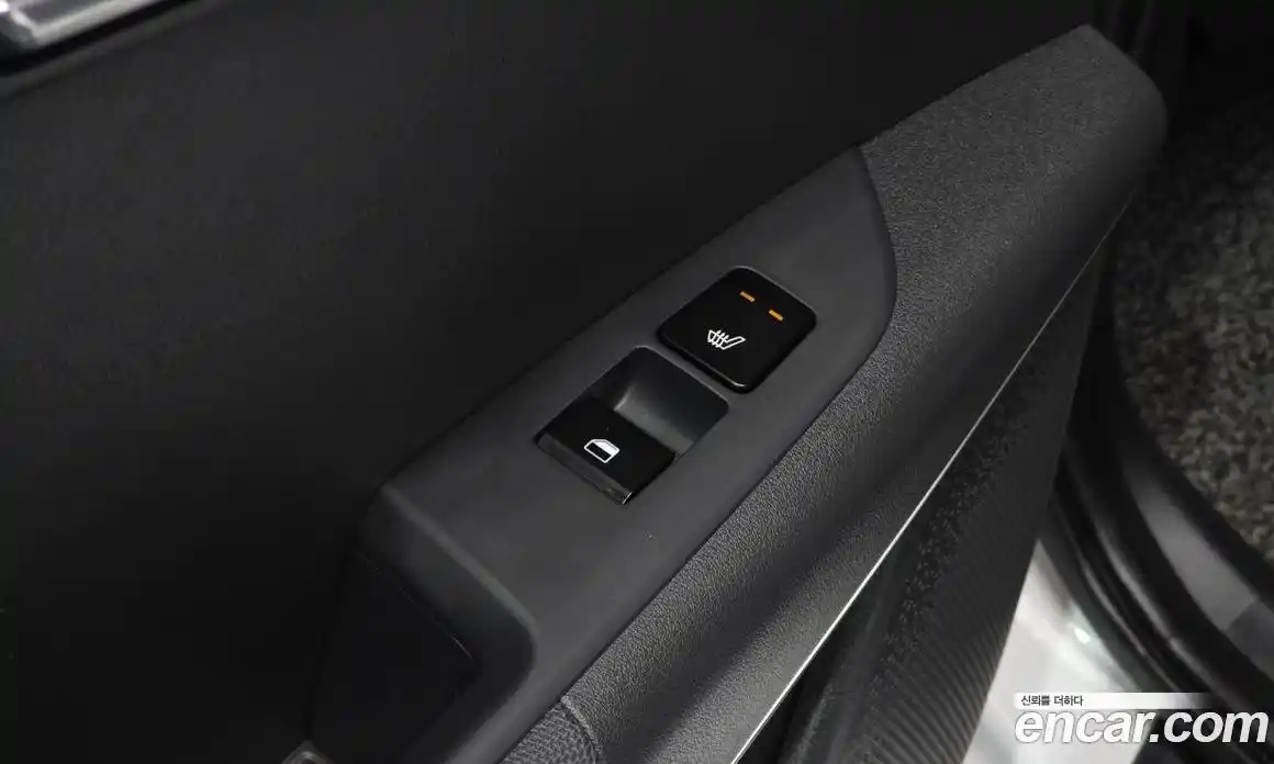 Kia Niro 2022 1.6 Автомат в Москве № 131874, фото 19