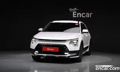 Kia Niro 2022 1.6 Автомат в Москве № 131874, миниатюра 3