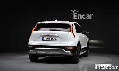 Kia Niro 2022 1.6 Автомат в Москве № 131874, миниатюра 4