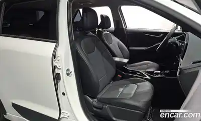 Kia Niro 2022 1.6 Автомат в Москве № 131874, миниатюра 10