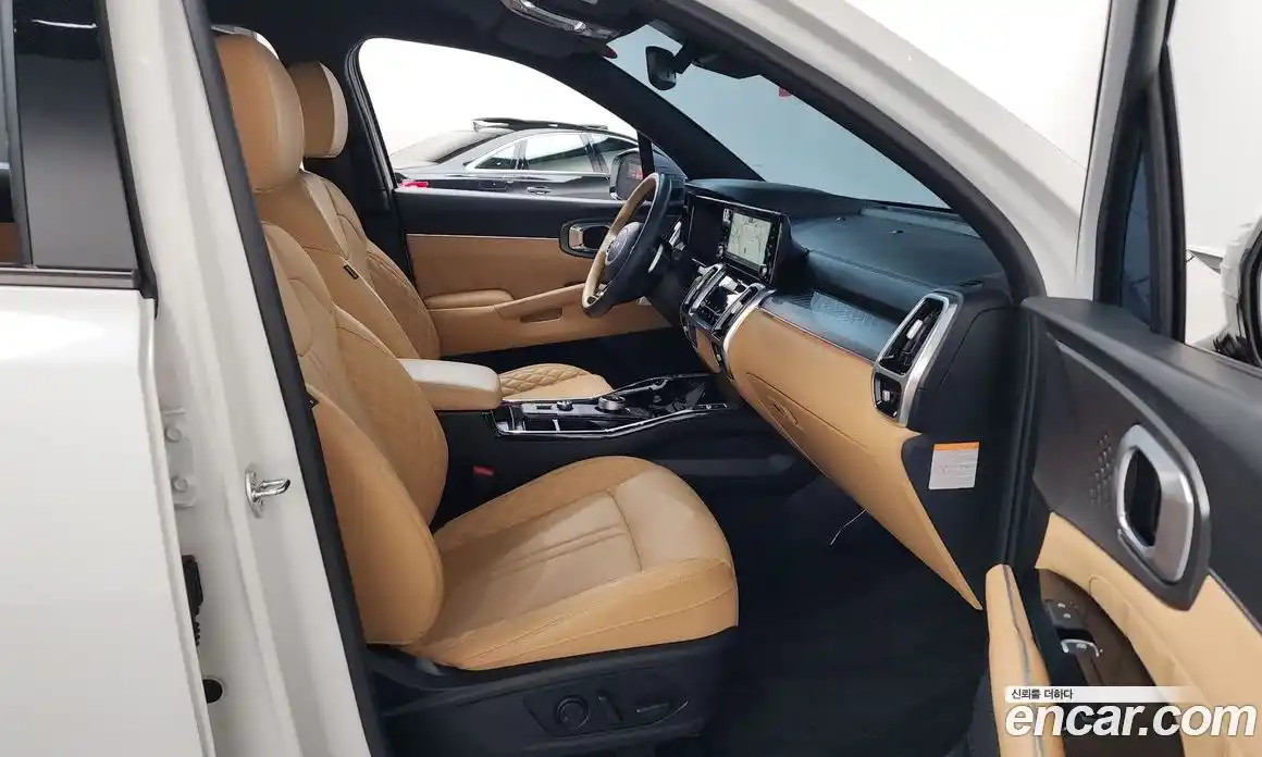 Kia Sorento 2023 1.6 Автомат в Москве № 132216, фото 12