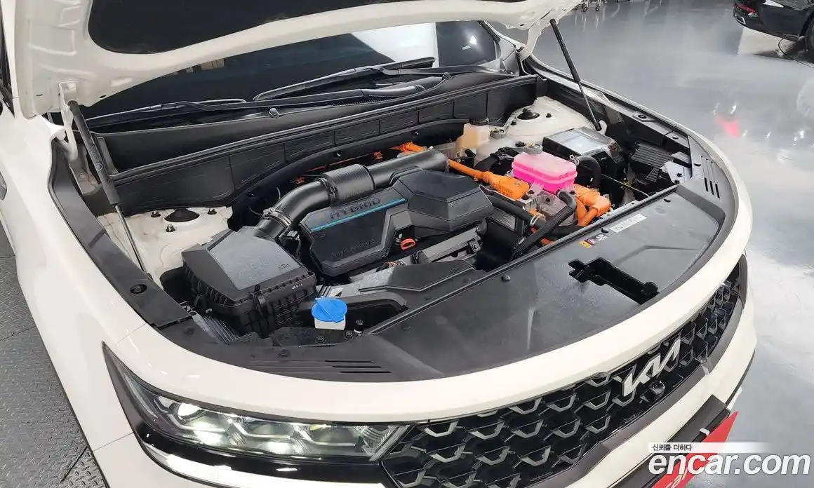 Kia Sorento 2023 1.6 Автомат в Москве № 132216, фото 3