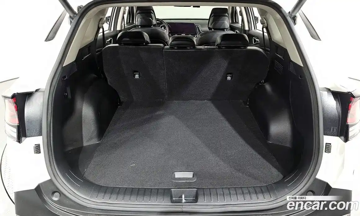 Kia Sportage 2023 1.6 Автомат в Москве № 133702, фото 20