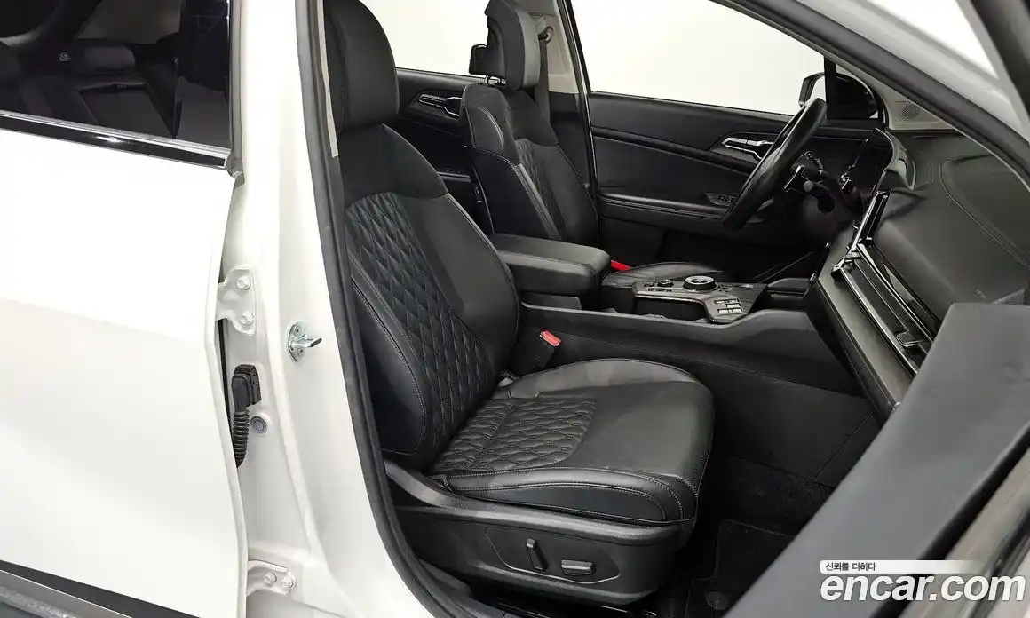 Kia Sportage 2023 1.6 Автомат в Москве № 133702, фото 10