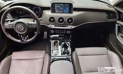 Kia Stinger 2018 2.0 Автомат в Москве № 133747, миниатюра 11