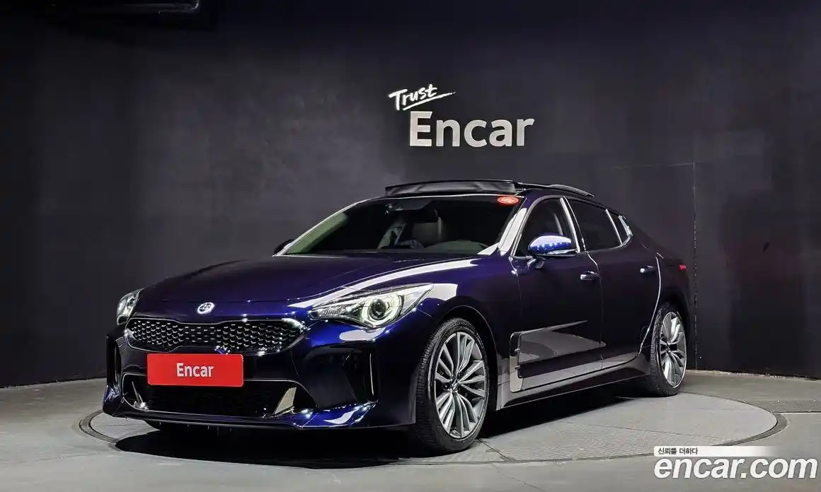 Kia Stinger 2018 2.0 Автомат в Москве № 133747, фото 15