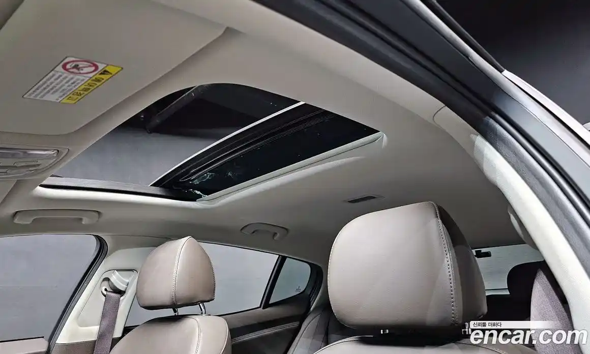 Kia Stinger 2018 2.0 Автомат в Москве № 133747, фото 17