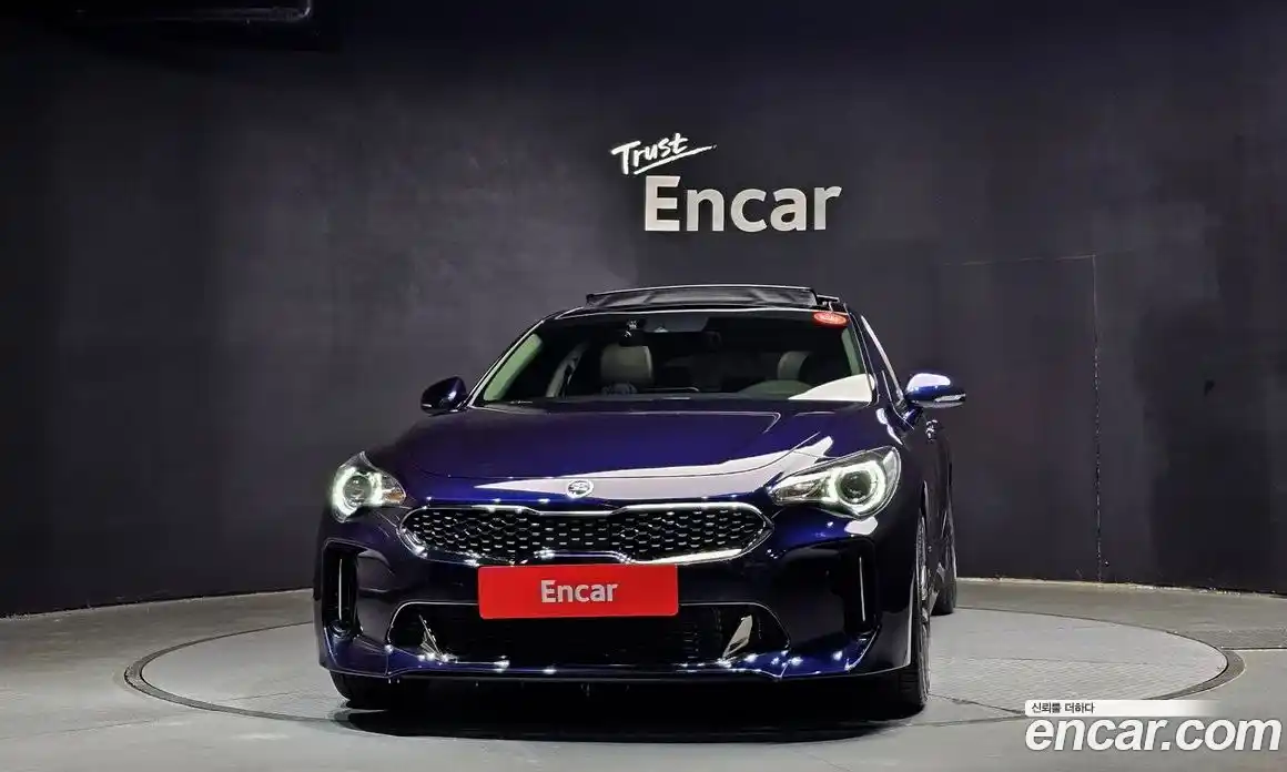 Kia Stinger 2018 2.0 Автомат в Москве № 133747, фото 6