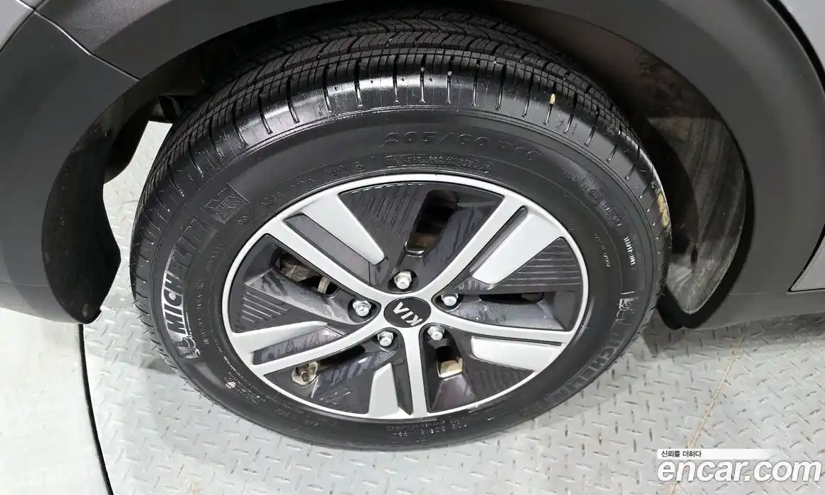 Kia Niro 2020 1.6 Автомат в Москве № 134242, фото 11