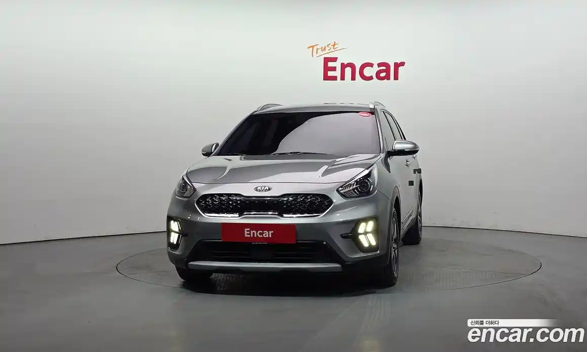 Kia Niro 2020 1.6 Автомат в Москве № 134242, фото 16