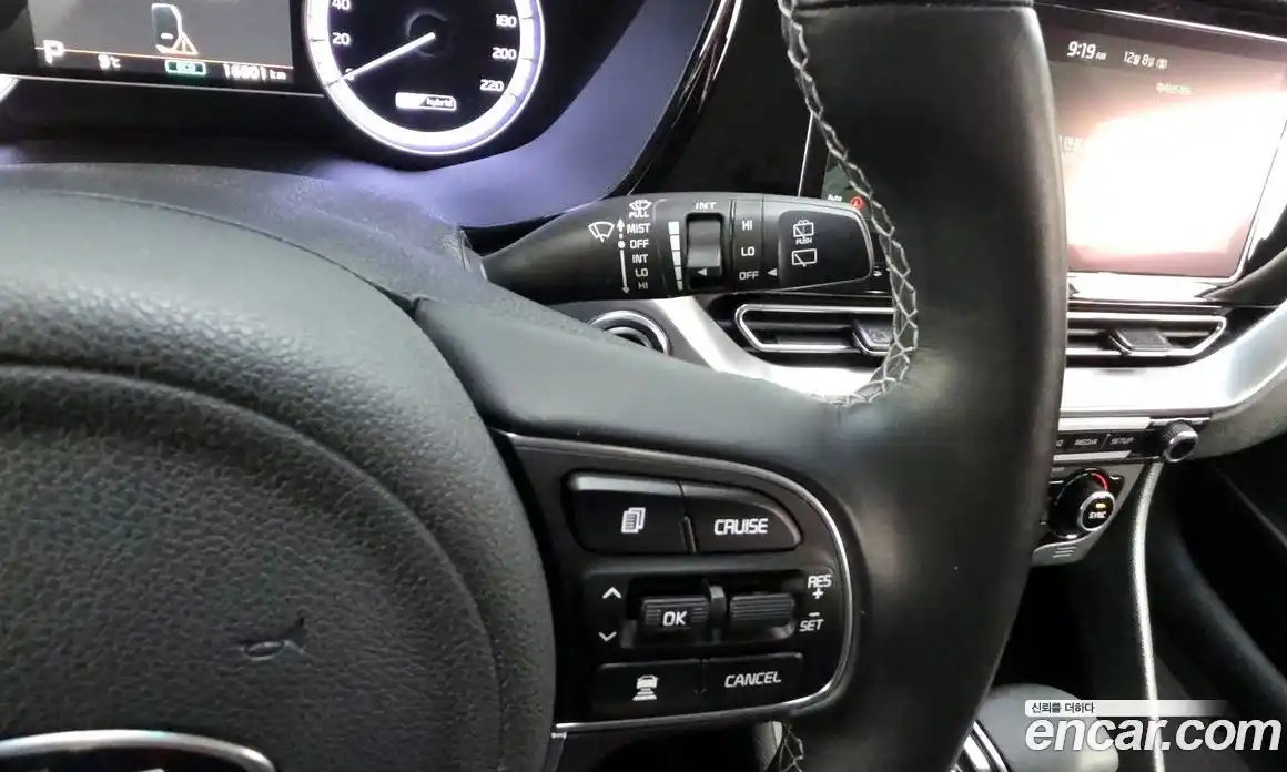 Kia Niro 2020 1.6 Автомат в Москве № 134242, фото 6