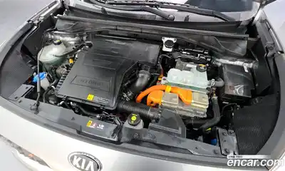 Kia Niro 2020 1.6 Автомат в Москве № 134242, миниатюра 7