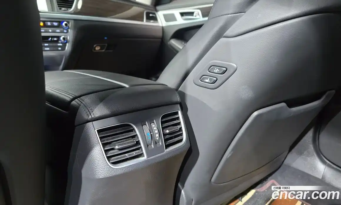 Genesis G80 2018 3.3 Автомат в Москве № 134787, фото 8