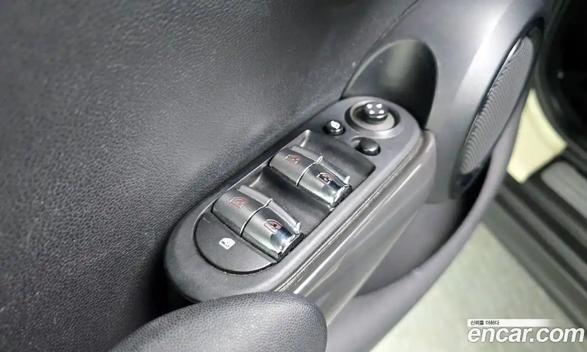 Mini Cooper 2016 1.5 Автомат в Москве № 135911, фото 8