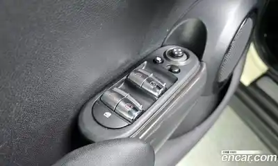 Mini Cooper 2016 1.5 Автомат в Москве № 135911, миниатюра 8