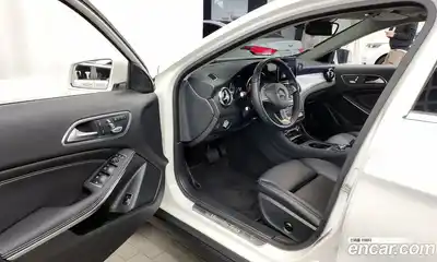 Mercedes-Benz GLA-Class 2019 2.0 Автомат в Москве № 139853, миниатюра 12