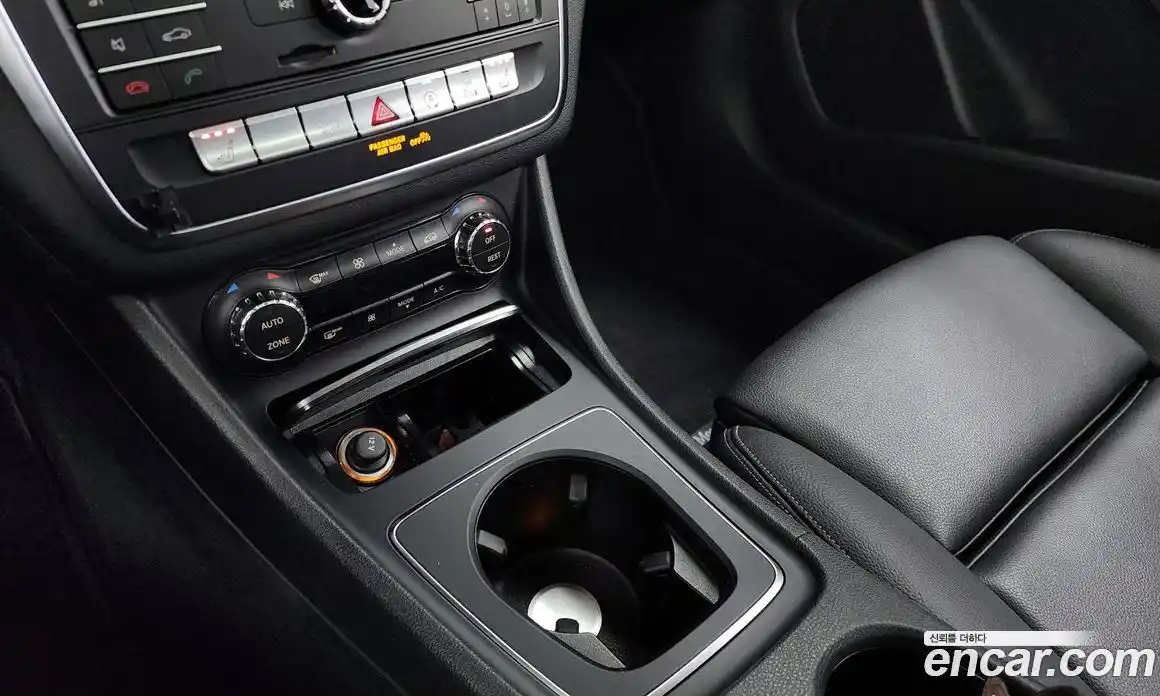 Mercedes-Benz GLA-Class 2019 2.0 Автомат в Москве № 139853, фото 17