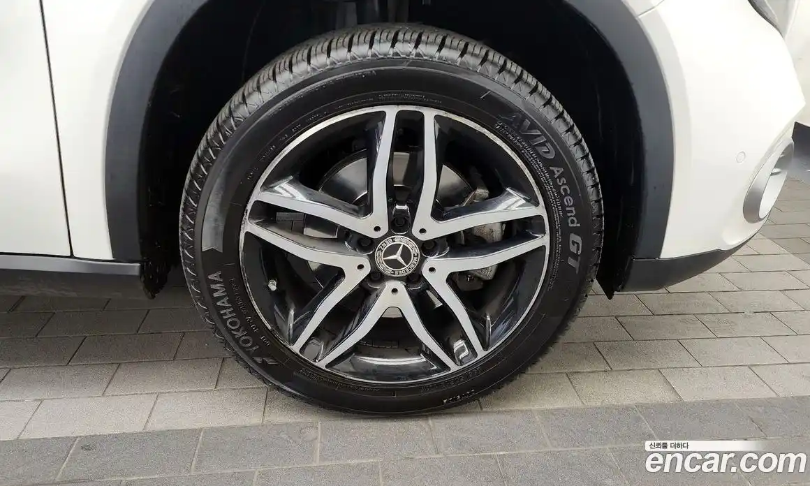 Mercedes-Benz GLA-Class 2019 2.0 Автомат в Москве № 139853, фото 6