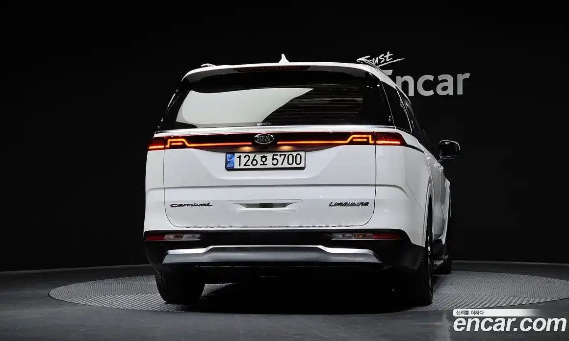 Kia Canival 2021 2.2 Автомат в Москве № 14254, фото 9