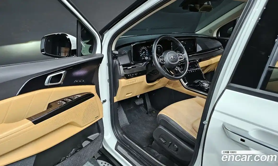 Kia Canival 2021 2.2 Автомат в Москве № 14254, фото 10