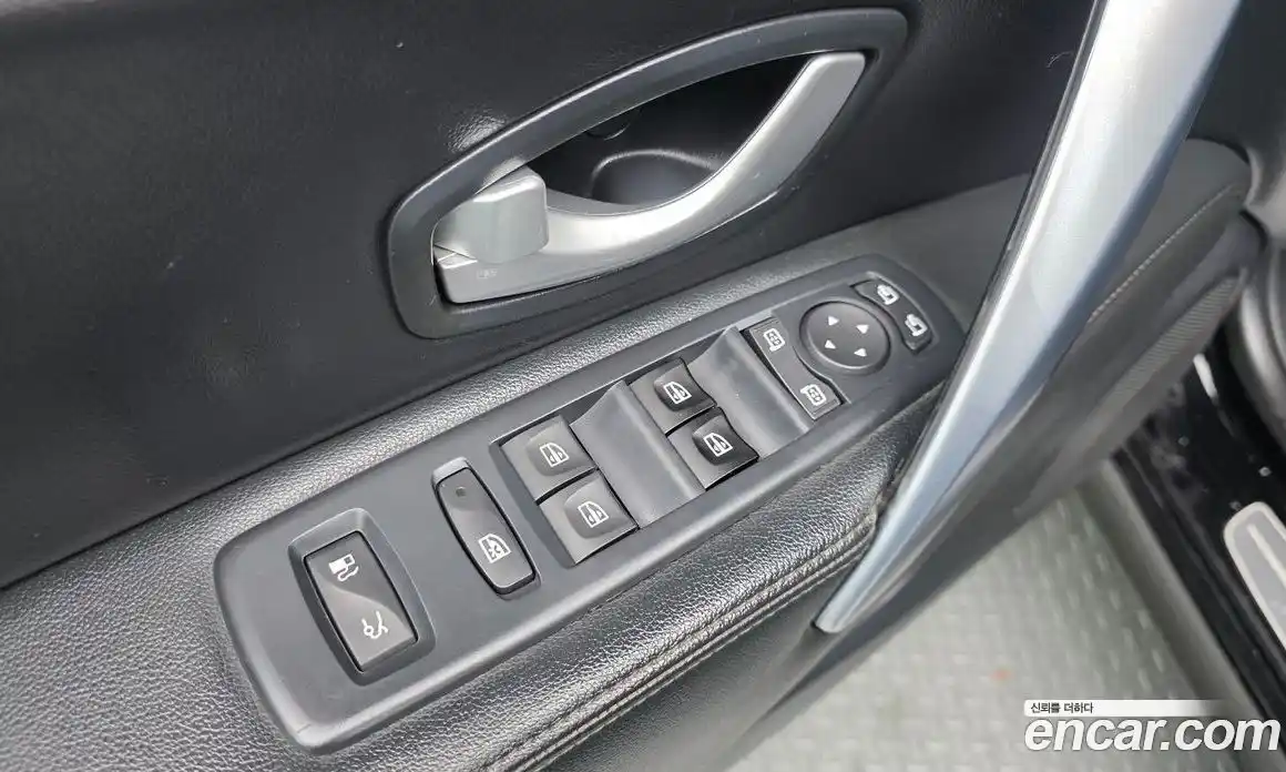 Renault SM7 2017 2.0 Автомат в Москве № 148245, фото 14