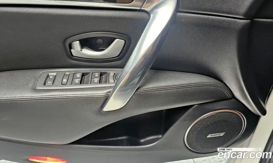 Renault SM7 2012 2.5 Автомат в Москве № 150072, фото 17