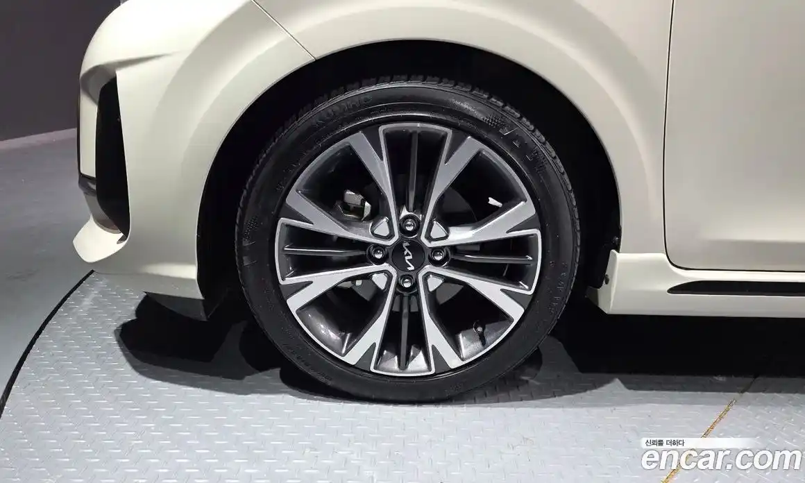 Kia Morning 2023 1.0 Автомат в Москве № 15104, фото 14