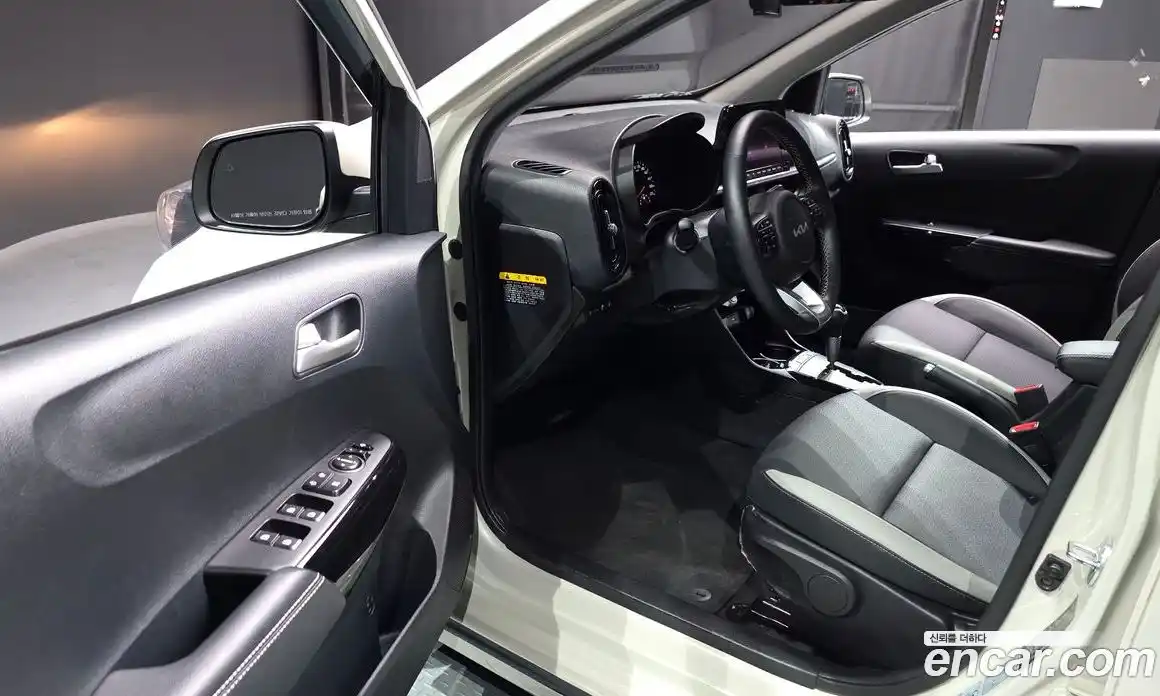 Kia Morning 2023 1.0 Автомат в Москве № 15104, фото 7