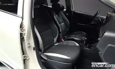 Kia Morning 2023 1.0 Автомат в Москве № 15104, миниатюра 8