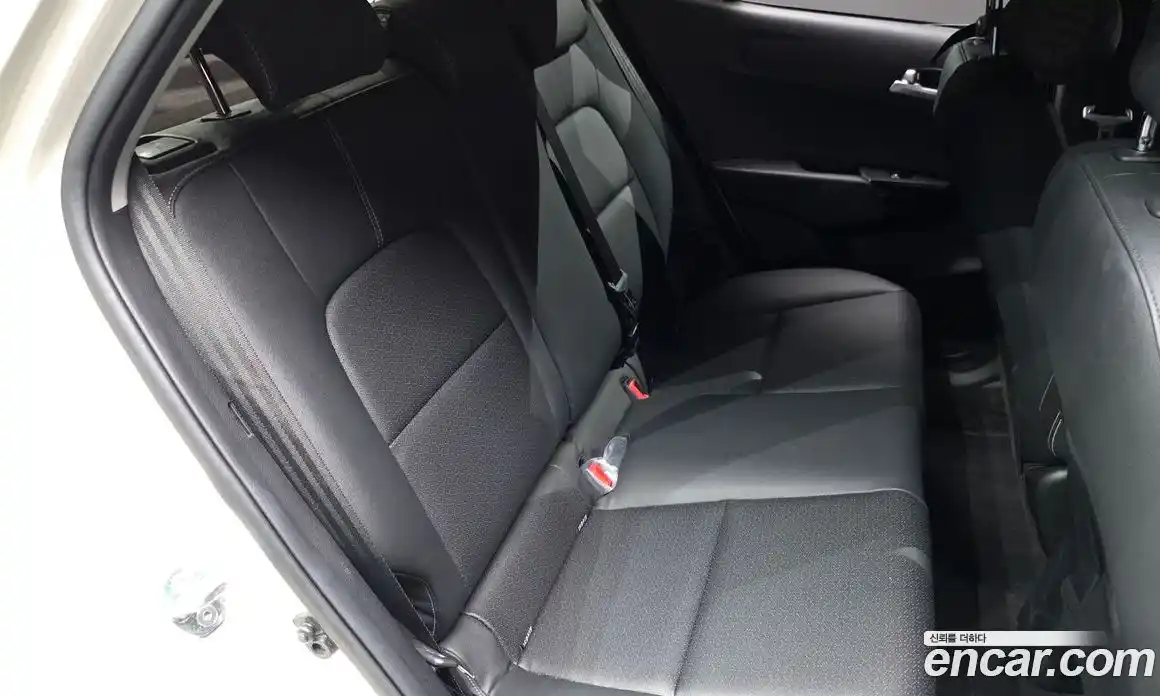 Kia Morning 2023 1.0 Автомат в Москве № 15104, фото 9