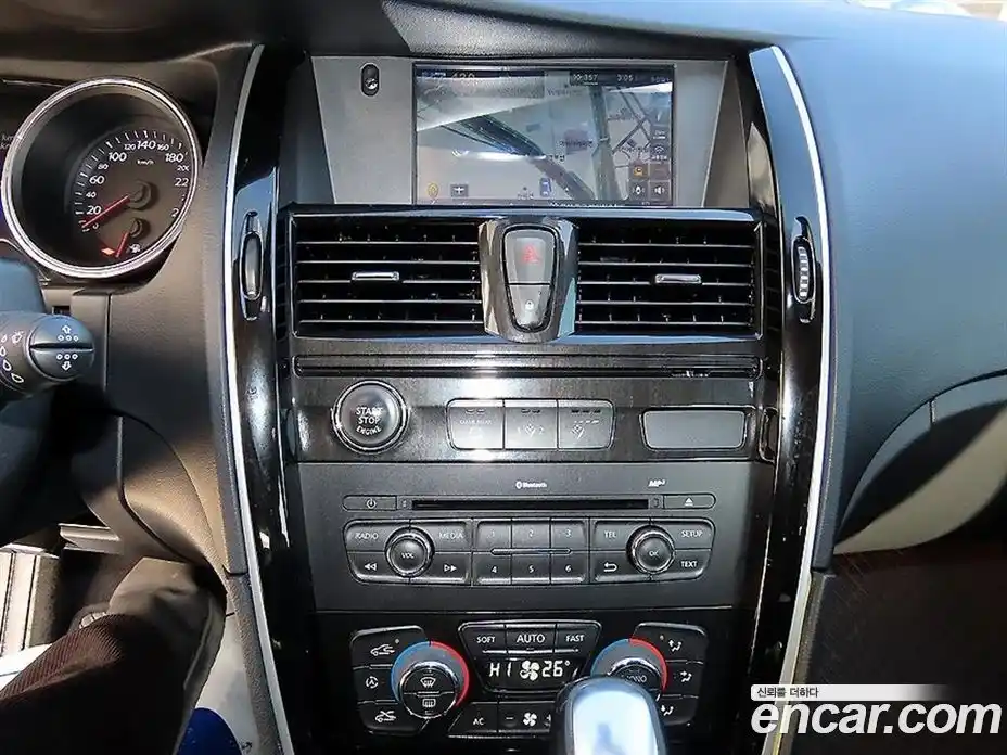 Renault SM7 2015 2.5 Автомат в Москве № 152838, фото 13