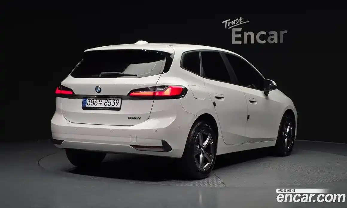 BMW 2-Series 2024 2.0 Автомат в Москве № 155403, фото 1