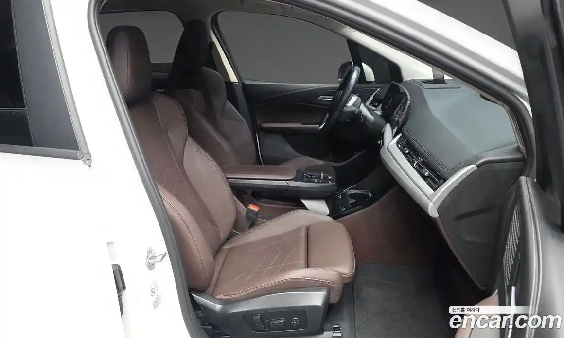 BMW 2-Series 2024 2.0 Автомат в Москве № 155403, фото 3