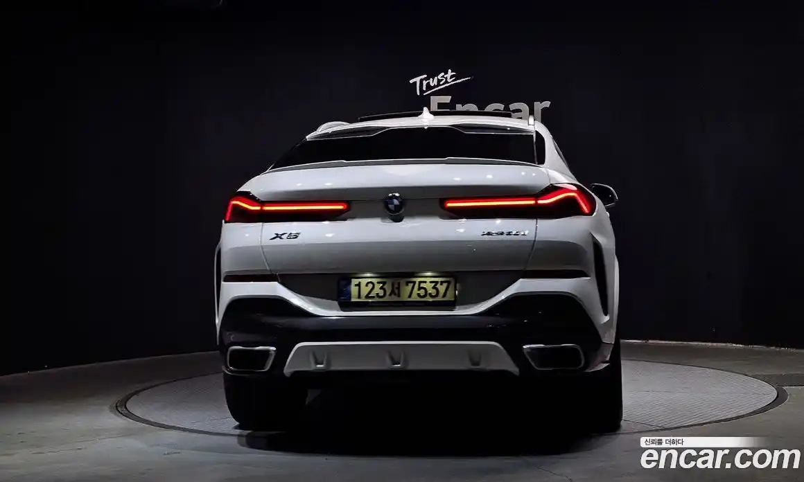 BMW X6 2023 3.0 Автомат в Москве № 158678, фото 18