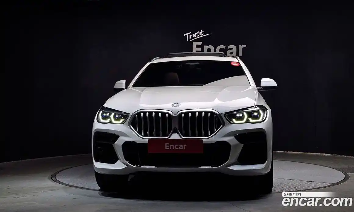 BMW X6 2023 3.0 Автомат в Москве № 158678, фото 20