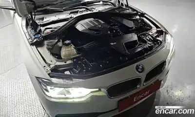 BMW 3-Series 2018 2.0 Автомат в Москве № 159141, миниатюра 4