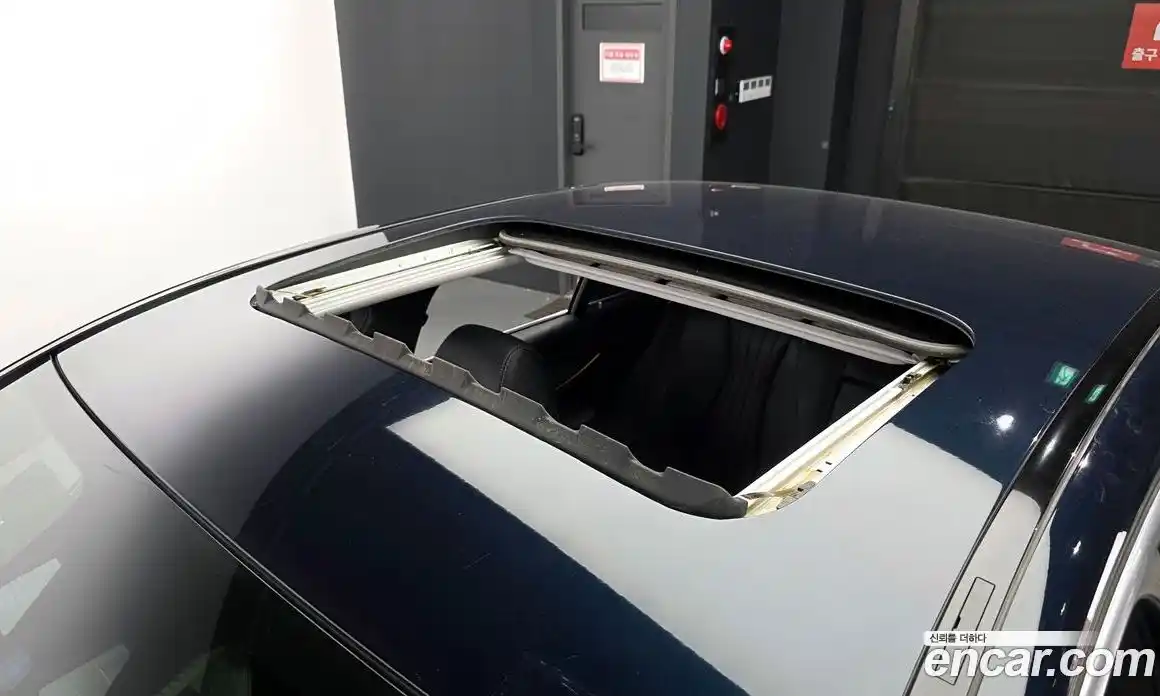 Mercedes-Benz E-Class 2017 1.9 Автомат в Москве № 161643, фото 12