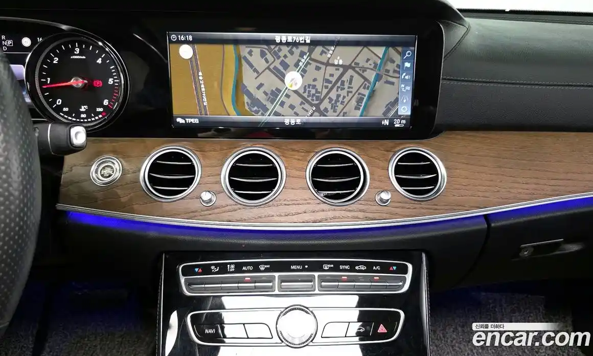 Mercedes-Benz E-Class 2017 1.9 Автомат в Москве № 161643, фото 14