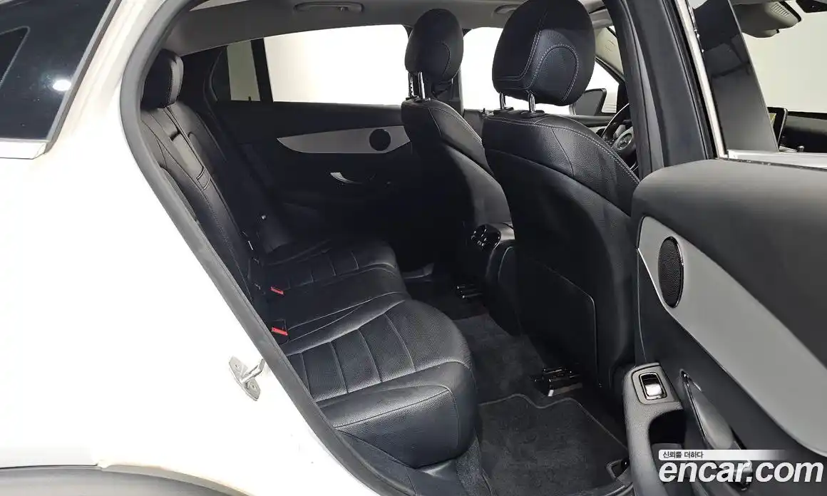 Mercedes-Benz GLC-Class 2018 2.1 Автомат в Москве № 161672, фото 17