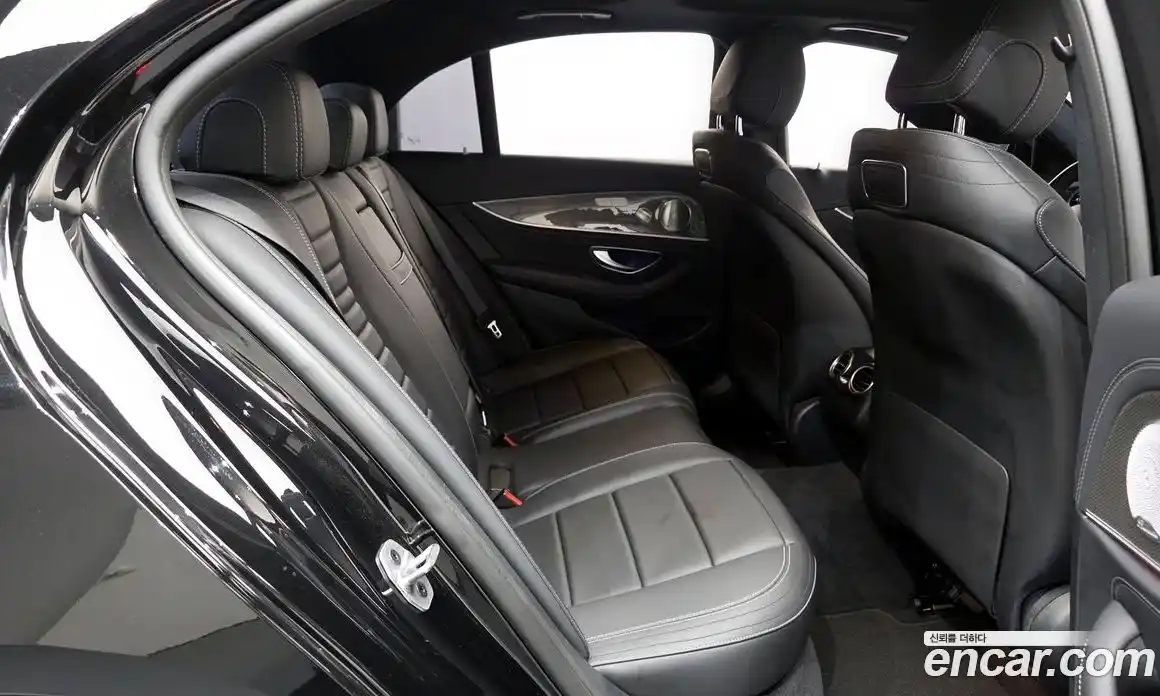 Mercedes-Benz E-Class 2019 2.0 Автомат в Москве № 161766, фото 13