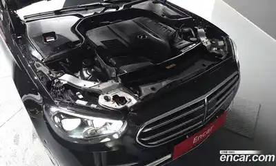 Mercedes-Benz E-Class 2021 3.0 Автомат в Москве № 161858, миниатюра 2