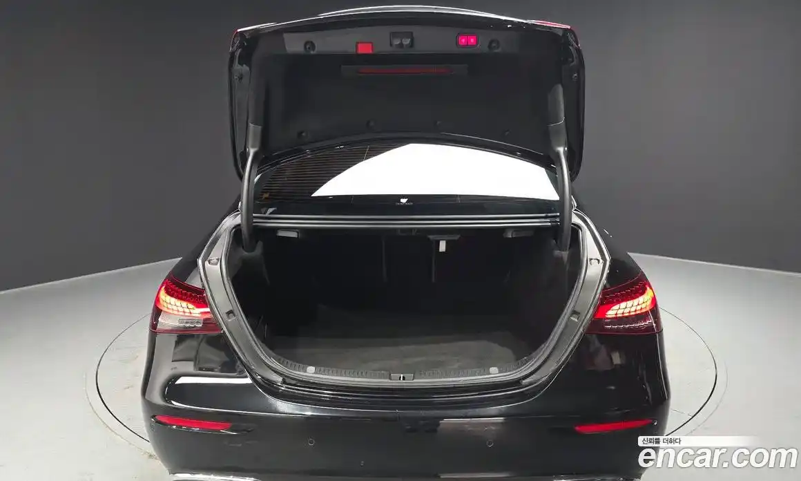 Mercedes-Benz E-Class 2021 3.0 Автомат в Москве № 161858, фото 10