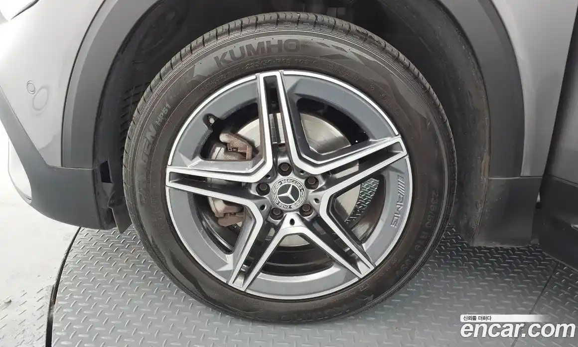 Mercedes-Benz GLB-Class 2022 2.0 Автомат в Москве № 162013, фото 5