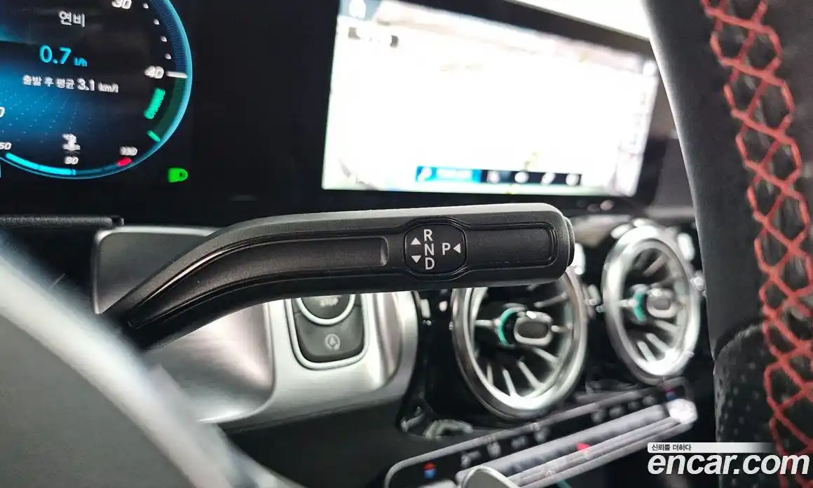 Mercedes-Benz GLB-Class 2022 2.0 Автомат в Москве № 162013, фото 9