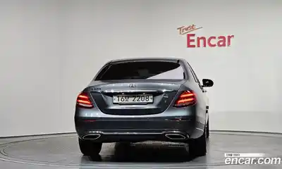 Mercedes-Benz E-Class 2019 2.0 Автомат в Москве № 162098, миниатюра 11