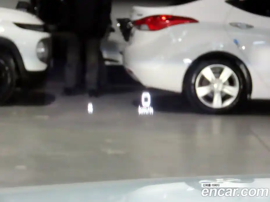 Mercedes-Benz E-Class 2018 2.0 Автомат в Москве № 162107, фото 14